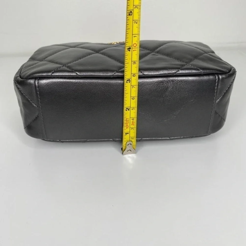 Chanel Métiers d’Art CC Jewel Mini Camera Bag – Rothenium (Grey) Color Lambskin - Picture 7 of 16